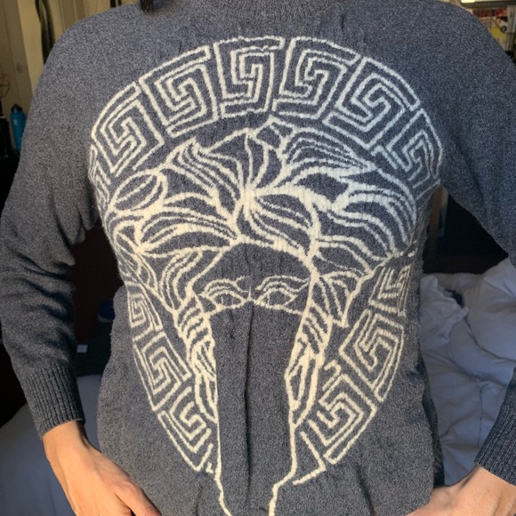 Wool crooks and castles sweater - Picture 6 of 7